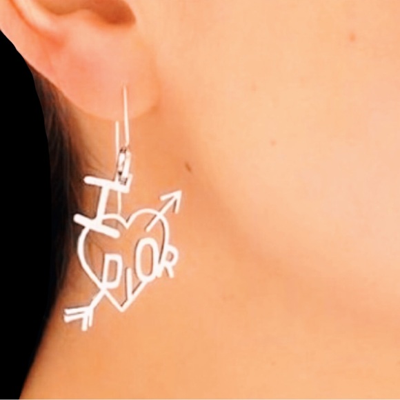 Christian Dior Silver “I Love You” Cupid heart earrings - Picture 7 of 14